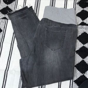 Black maternity jeans